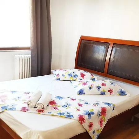 Apartment Dacia *